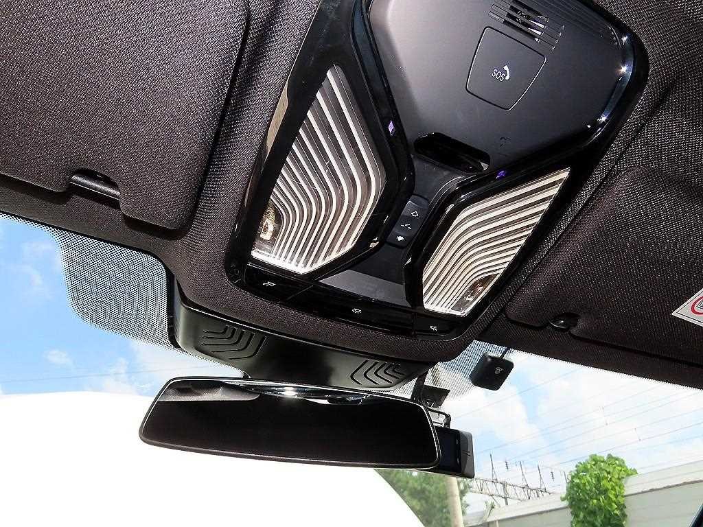 BMW 5시리즈 5시리즈 (G30) 520d M 스포츠 플러스 이미지 16