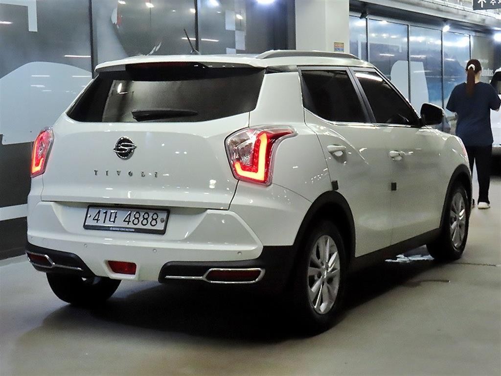 KG모빌리티(쌍용) 티볼리 티볼리 아머 2WD 가솔린 VX 이미지 4