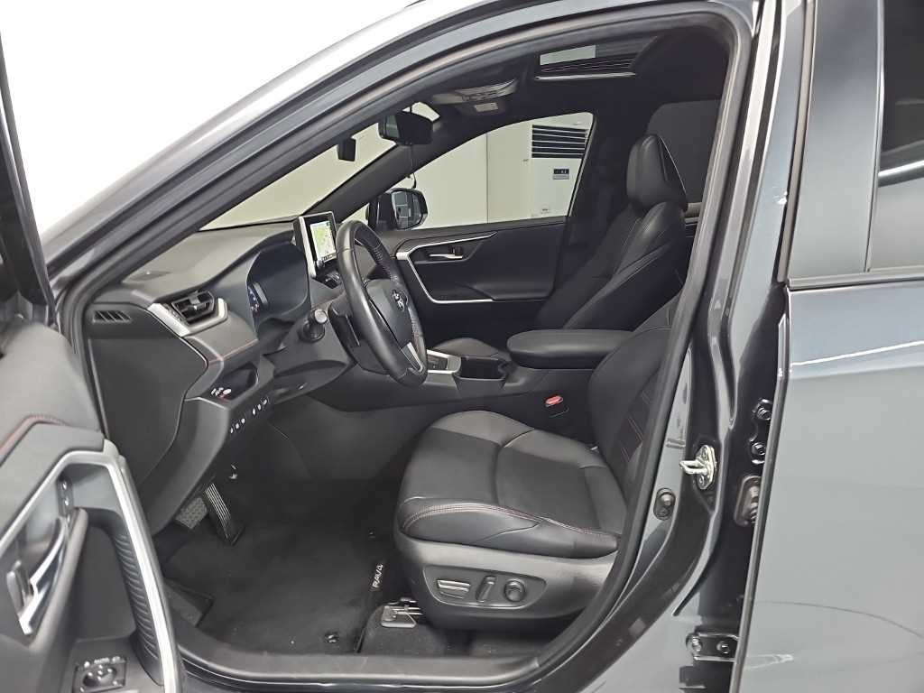 토요타 라브4 RAV4(5세대) 2.5 4WD PHEV XSE 이미지 11