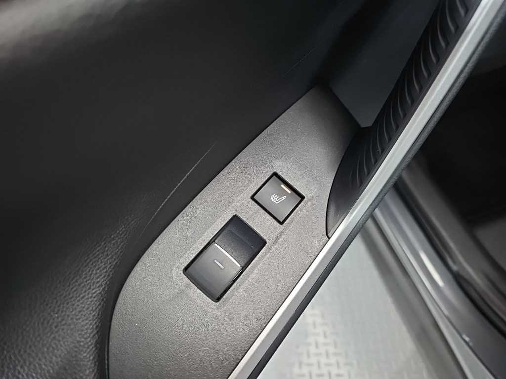 토요타 라브4 RAV4(5세대) 2.5 4WD PHEV XSE 이미지 13