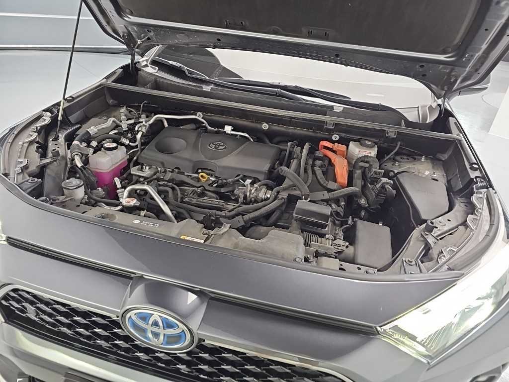 토요타 라브4 RAV4(5세대) 2.5 4WD PHEV XSE 이미지 5