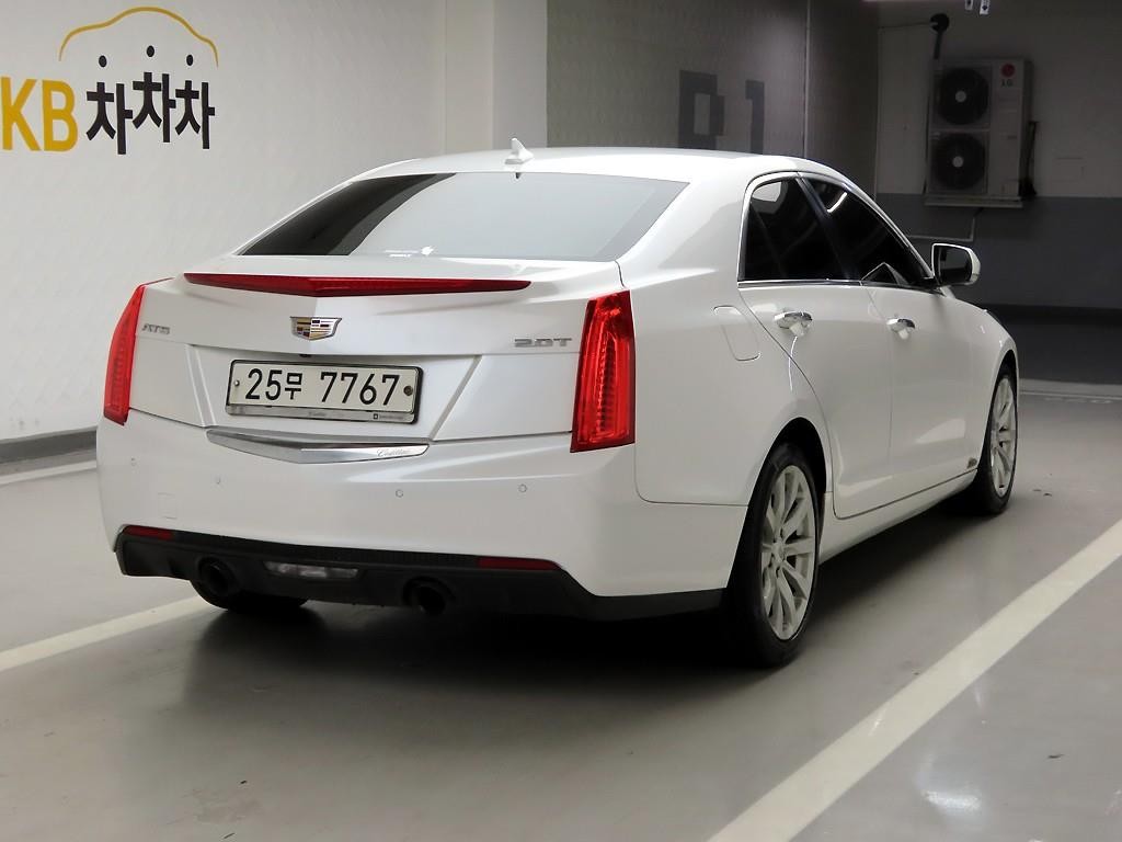 캐딜락 ATS 2.0 럭셔리 2WD 이미지 4