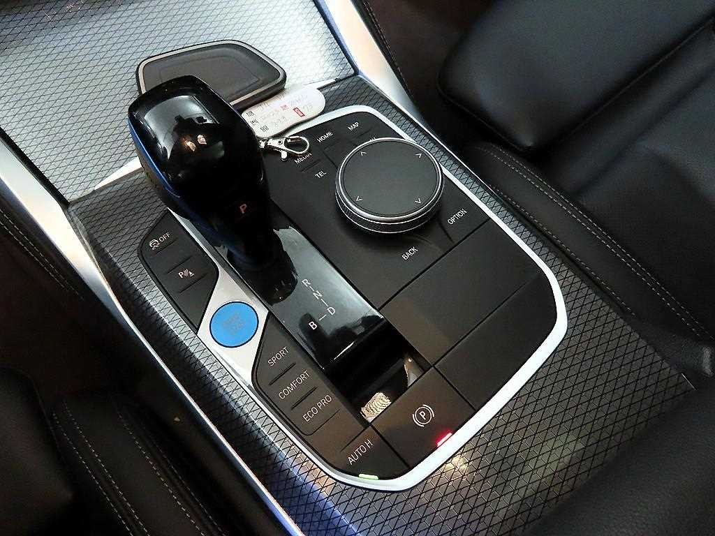 BMW i4 eDrive 40 M 스포츠 프로 이미지 12