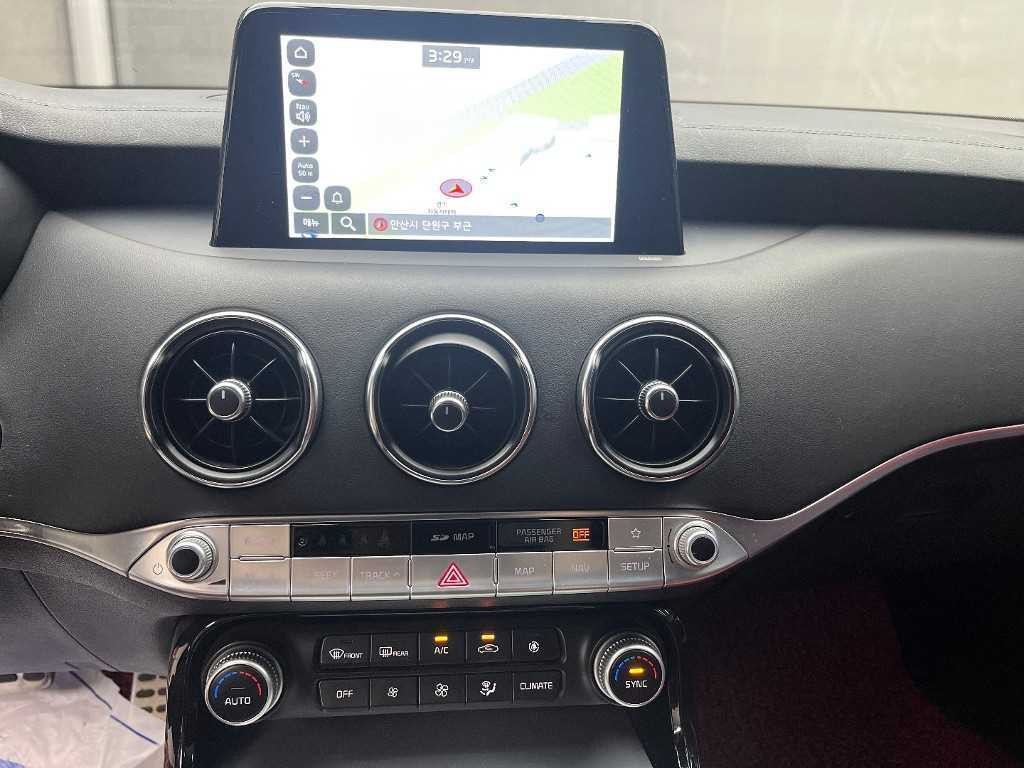 기아 스팅어 가솔린 2.0 터보 2WD 플래티넘 이미지 12