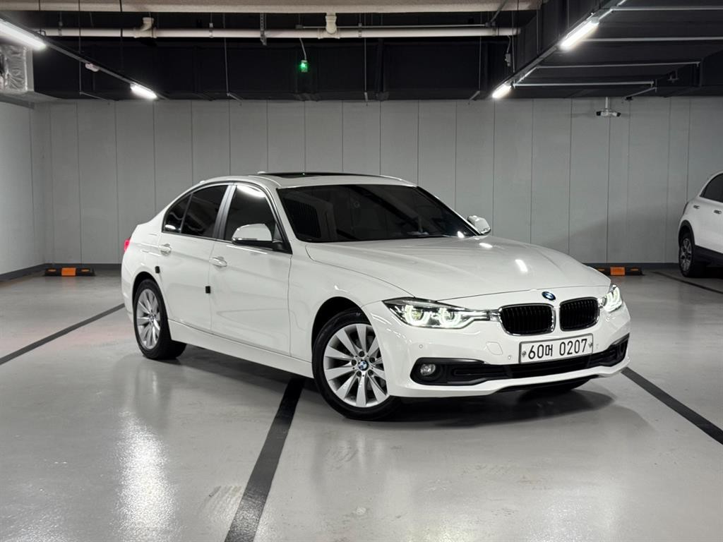 BMW 3시리즈 3시리즈 (F30) 320d 이미지 1