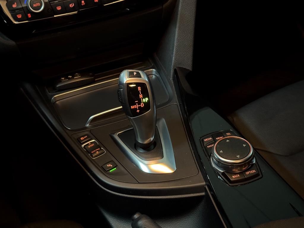 BMW 3시리즈 3시리즈 (F30) 320d 이미지 13