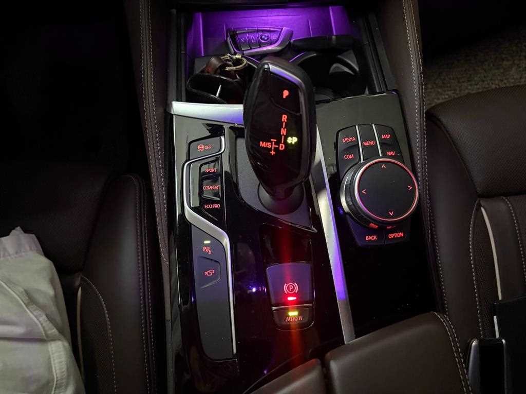BMW 5시리즈 5시리즈 (G30) 530i xDrive M 스포츠 플러스 이미지 11