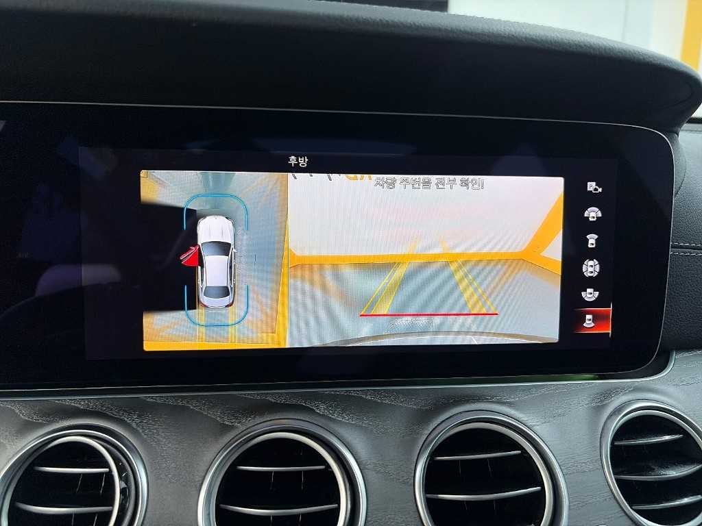 벤츠 E 클래스 E-클래스 W213 E350 4MATIC 아방가르드 이미지 18