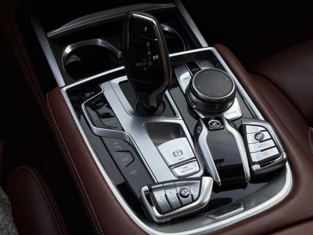 BMW 7시리즈 7시리즈 (G11) 750Li xDrive 비전 100 에디션 이미지 12