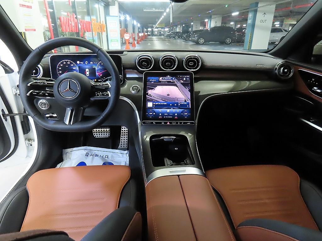 벤츠 C 클래스 C클래스 W206 C300 4MATIC 아방가르드 이미지 10