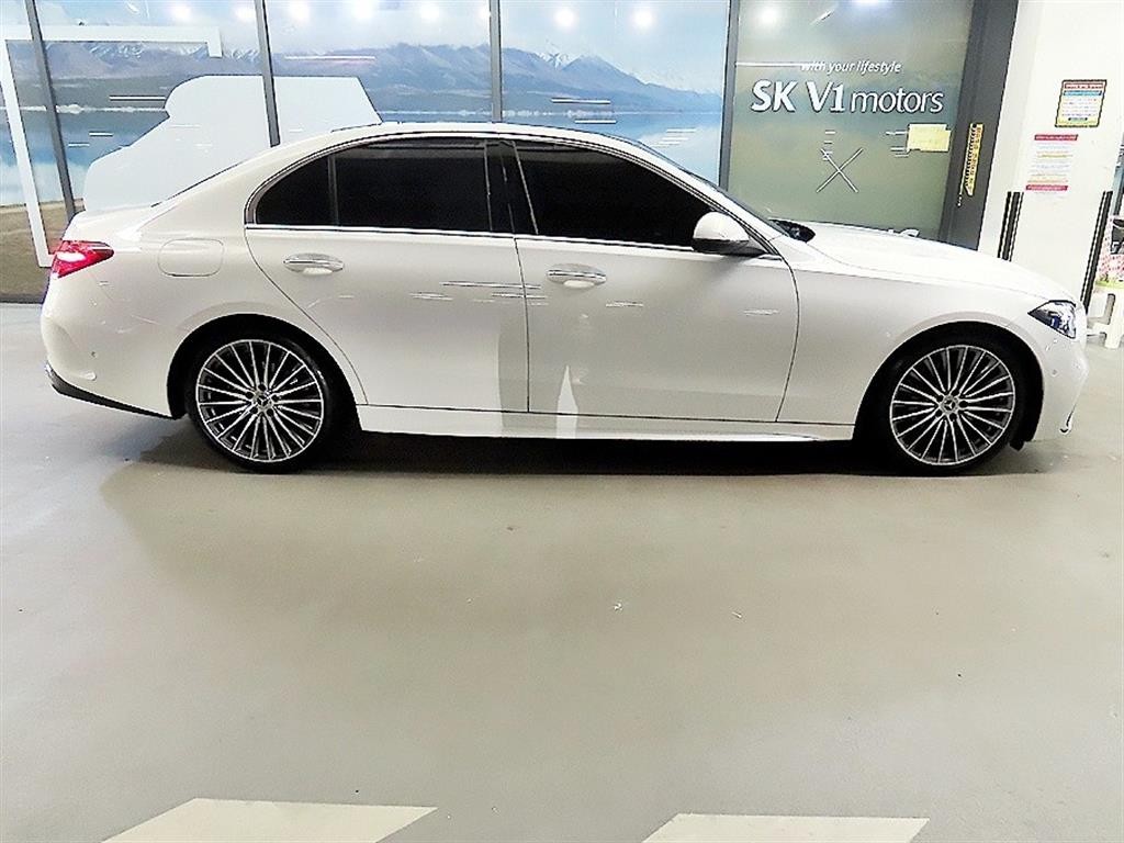 벤츠 C 클래스 C클래스 W206 C300 4MATIC 아방가르드 이미지 3