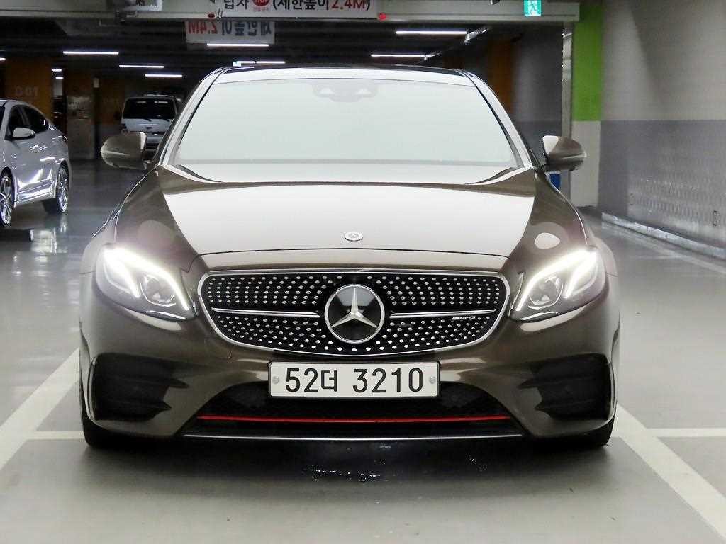 벤츠 E 클래스 E-클래스 W213 E43 AMG 4MATIC 이미지 1
