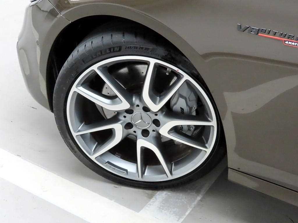 벤츠 E 클래스 E-클래스 W213 E43 AMG 4MATIC 이미지 19