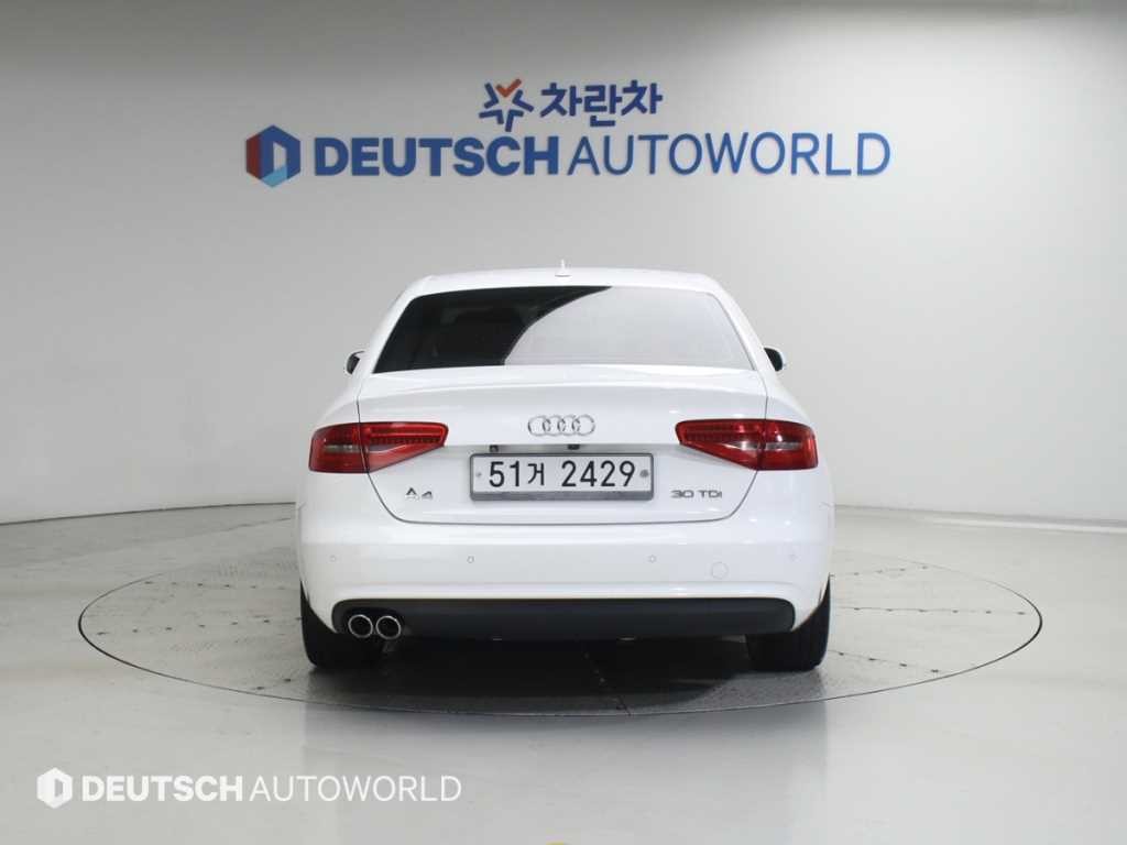 아우디 A4 뉴 A4 30 TDI 다이나믹 이미지 4