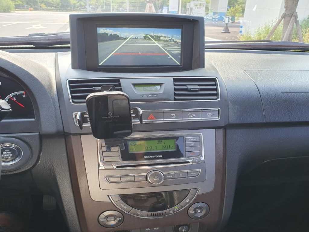 KG모빌리티(쌍용) 렉스턴 렉스턴W 2.0  4WD RX7 럭셔리 이미지 10