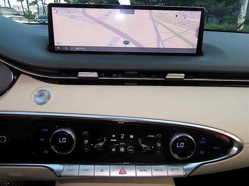 제네시스 GV70 2.5T 가솔린 AWD 기본형 이미지 13