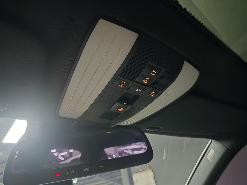 벤츠 E 클래스 E-클래스 W212 E220 블루텍 아방가르드 이미지 13