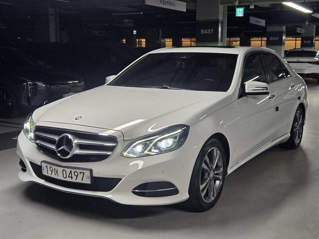 벤츠 E 클래스 E-클래스 W212 E220 블루텍 아방가르드 이미지 2