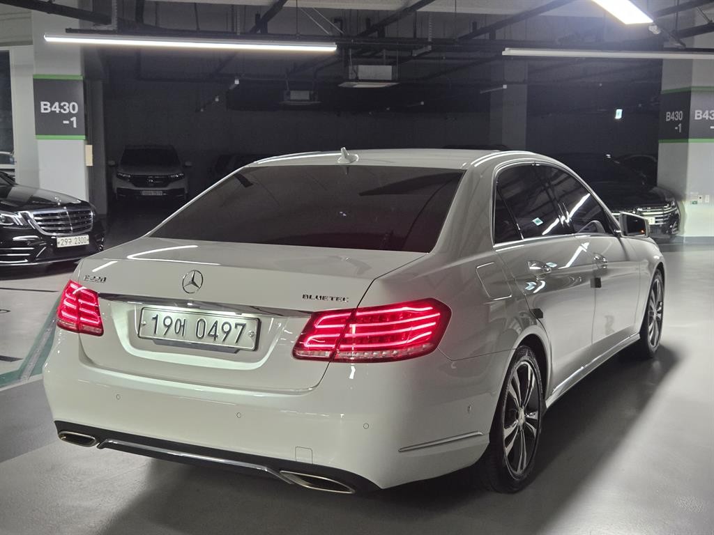 벤츠 E 클래스 E-클래스 W212 E220 블루텍 아방가르드 이미지 3