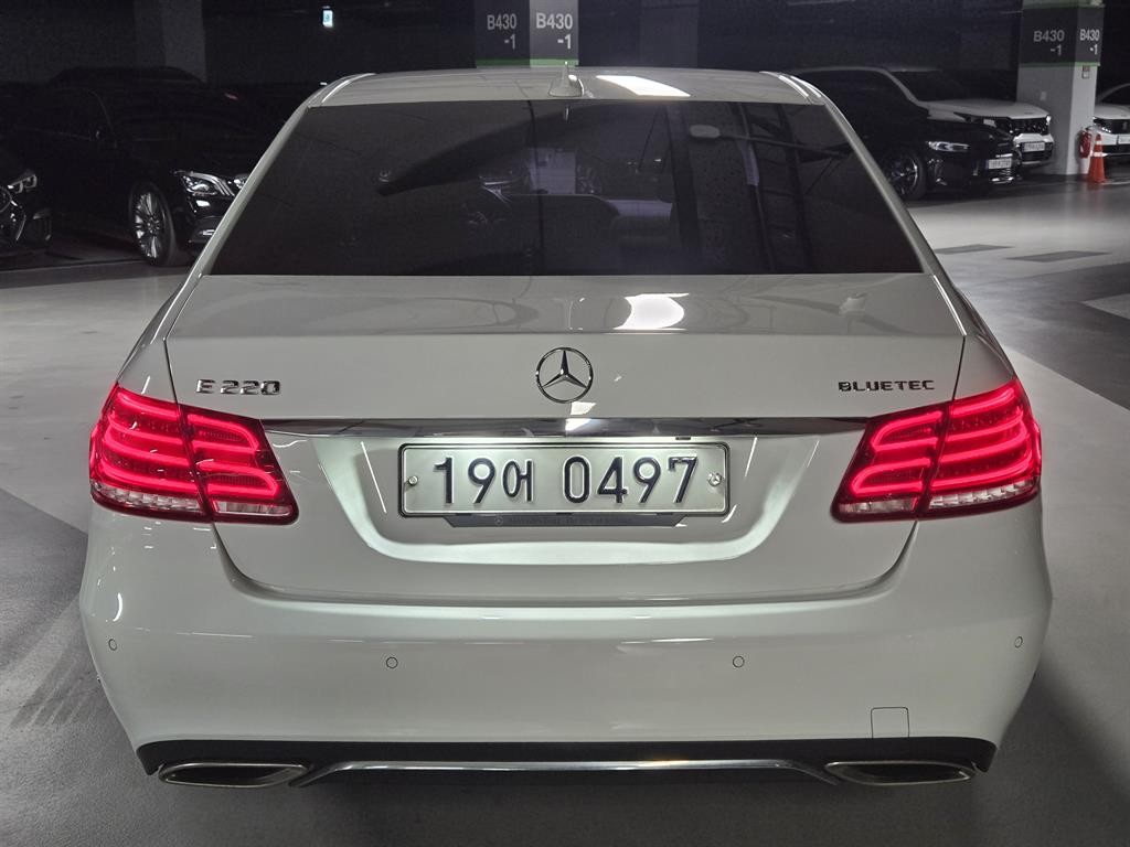 벤츠 E 클래스 E-클래스 W212 E220 블루텍 아방가르드 이미지 4