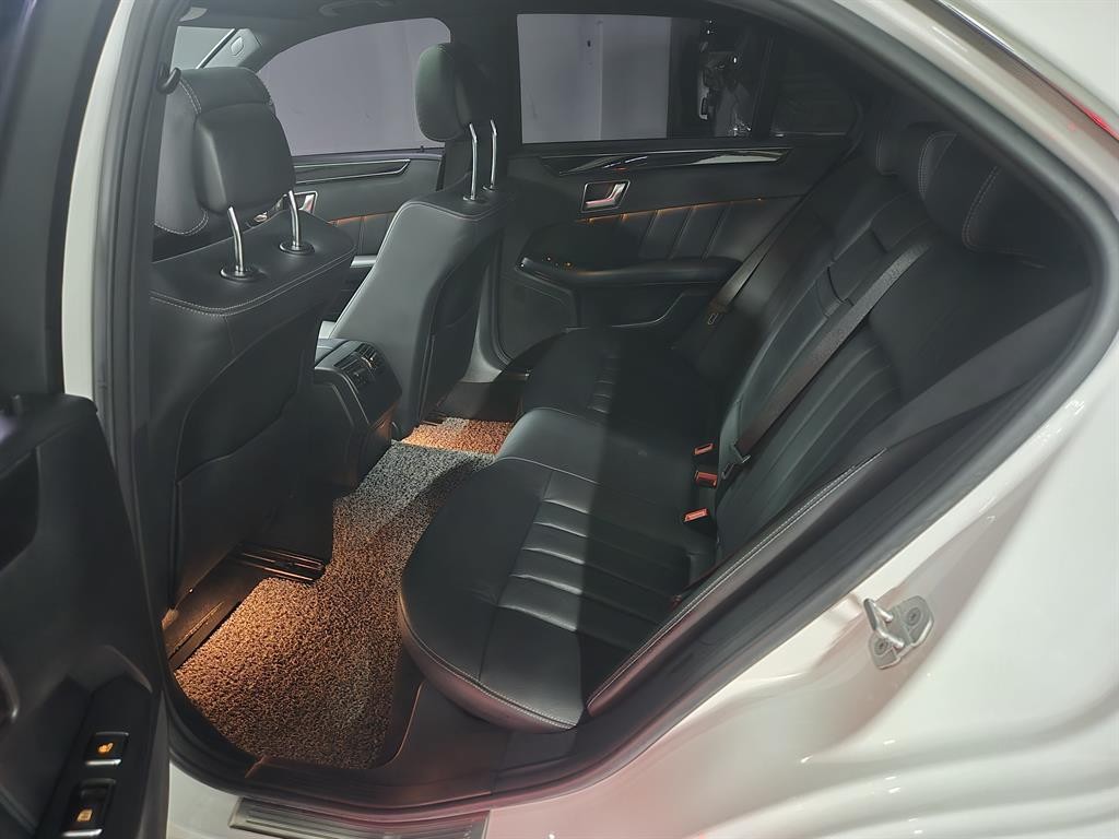 벤츠 E 클래스 E-클래스 W212 E220 블루텍 아방가르드 이미지 6