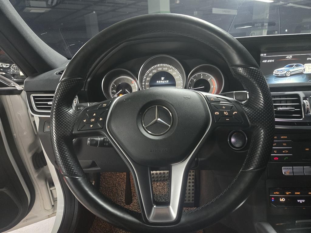 벤츠 E 클래스 E-클래스 W212 E220 블루텍 아방가르드 이미지 8