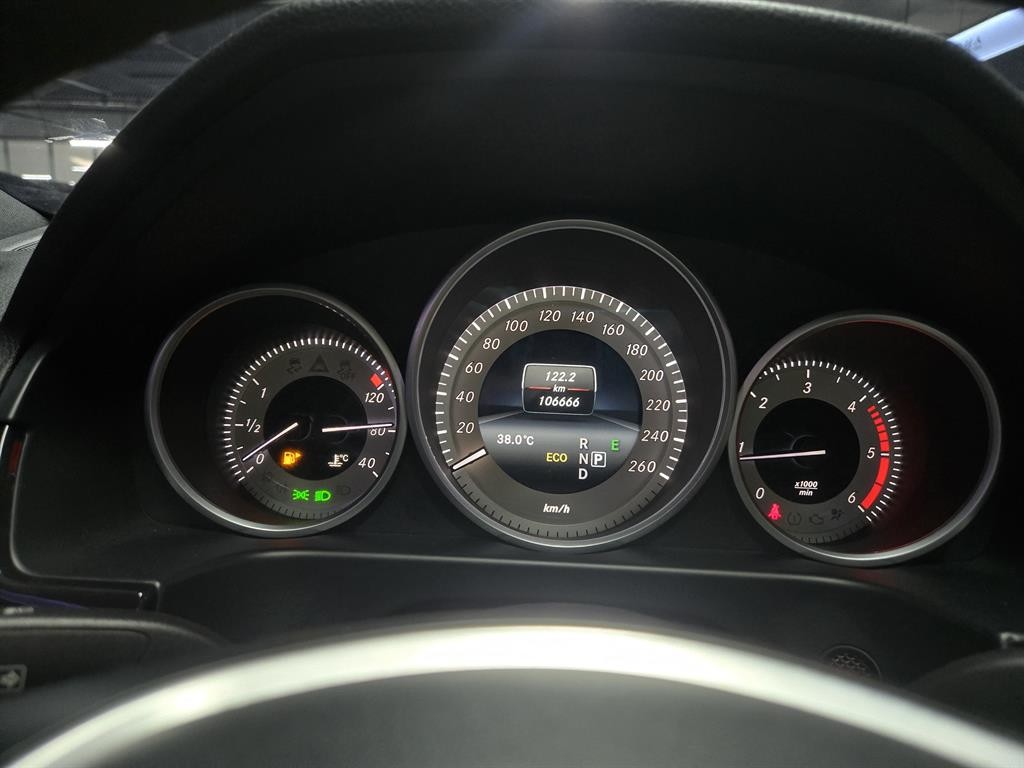 벤츠 E 클래스 E-클래스 W212 E220 블루텍 아방가르드 이미지 9