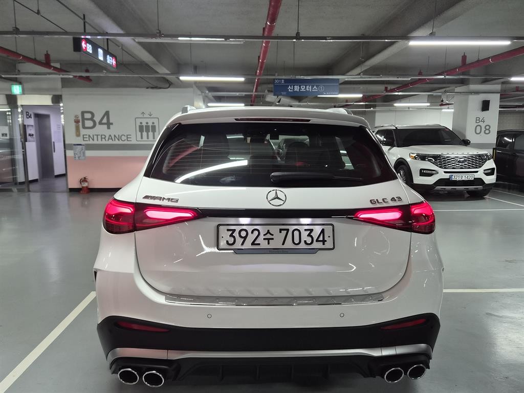 벤츠 GLC 클래스 GLC클래스 X254 AMG GLC 43 4MATIC 이미지 4