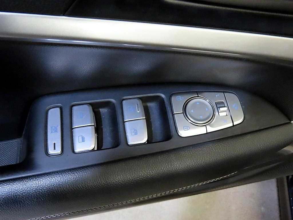 제네시스 G70 2.0T 어드밴스드 이미지 13