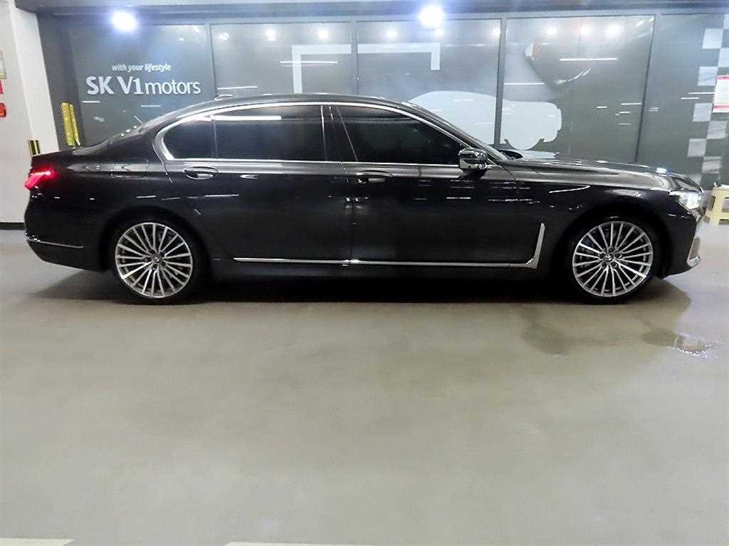 BMW 7시리즈 7시리즈 (G11) 740Li xDrive 디자인 퓨어 엑설런스 이미지 3