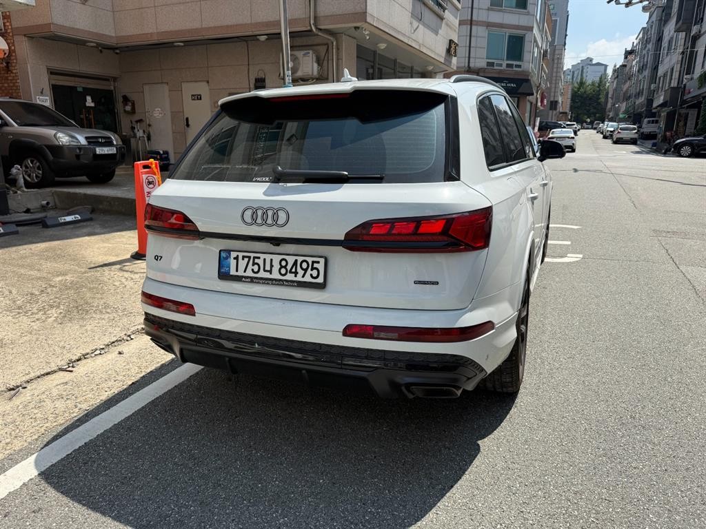 아우디 Q7 Q7 (4M) 50 TDI 콰트로 프리미엄 이미지 4