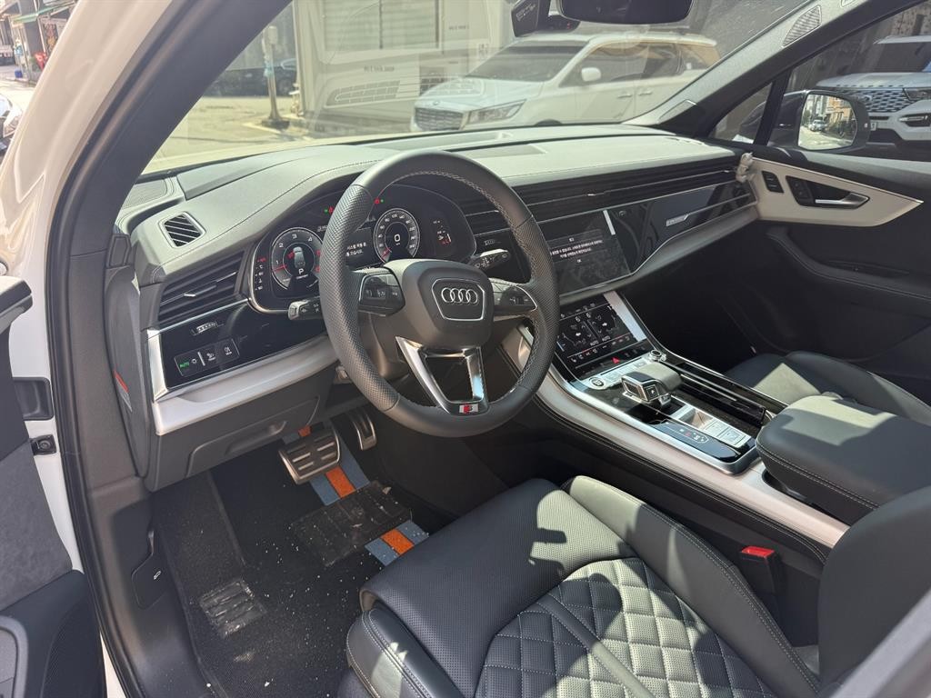 아우디 Q7 Q7 (4M) 50 TDI 콰트로 프리미엄 이미지 5