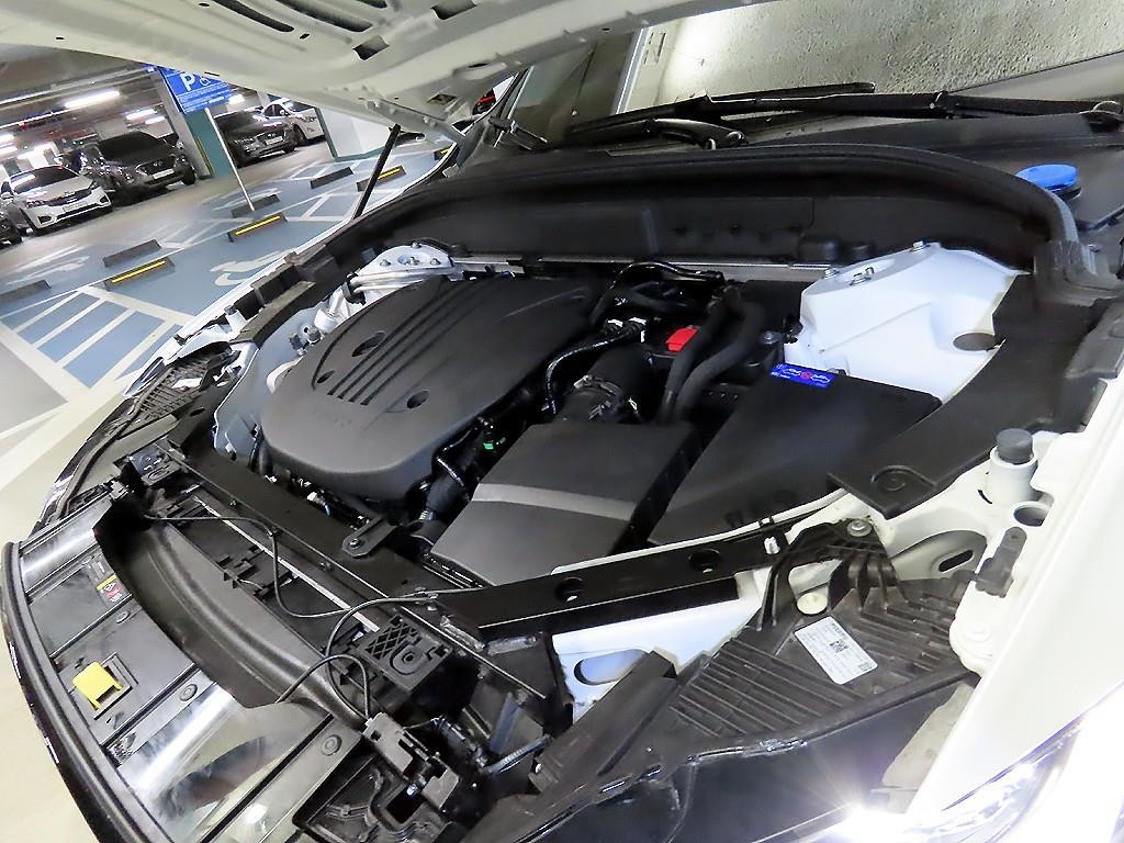 볼보 XC60 XC60(2세대) B6 AWD 울트라 브라이트 이미지 19