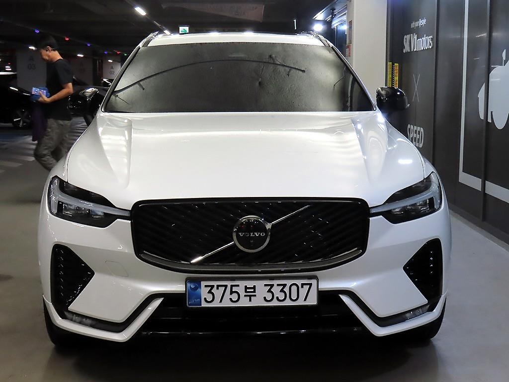 볼보 XC60 XC60(2세대) B6 AWD 울트라 브라이트 이미지 2