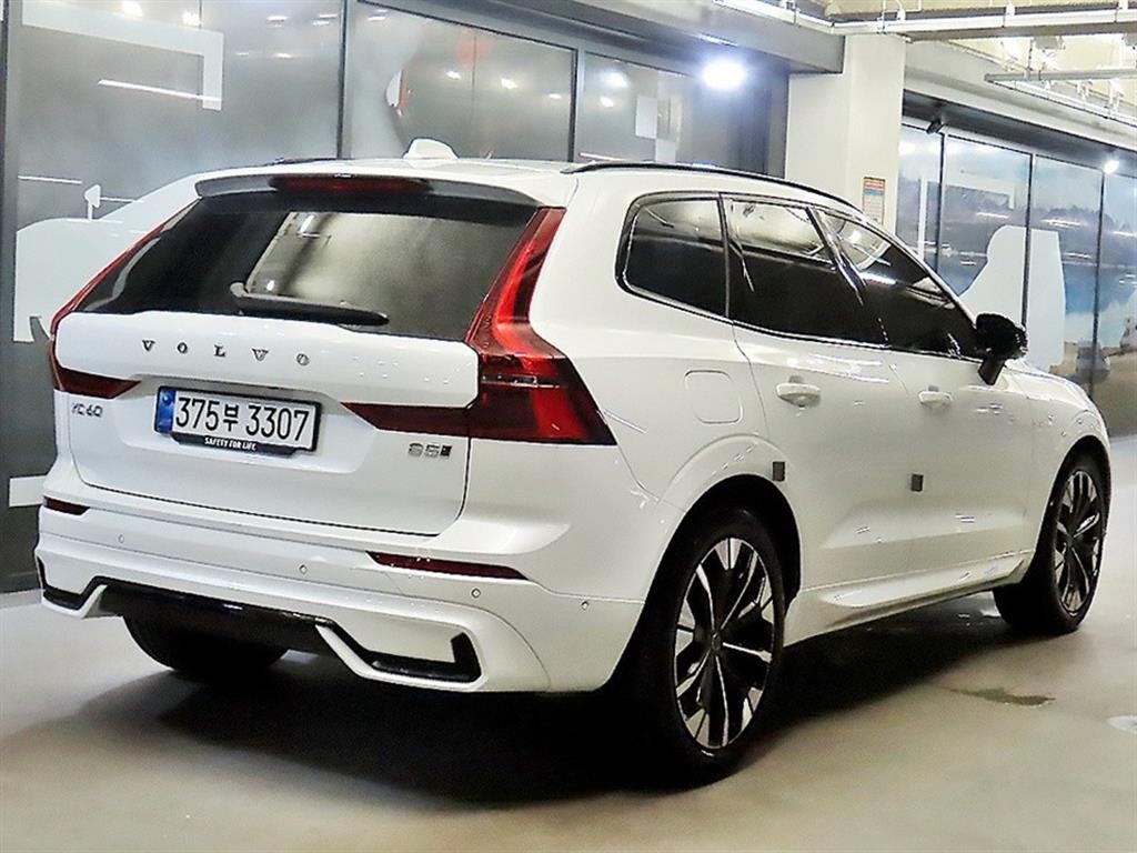 볼보 XC60 XC60(2세대) B6 AWD 울트라 브라이트 이미지 4