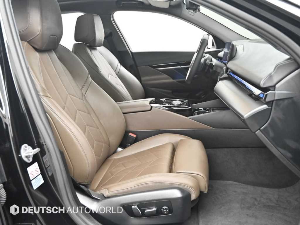 BMW 5시리즈 5시리즈 (G60) 520i 기본형 이미지 10