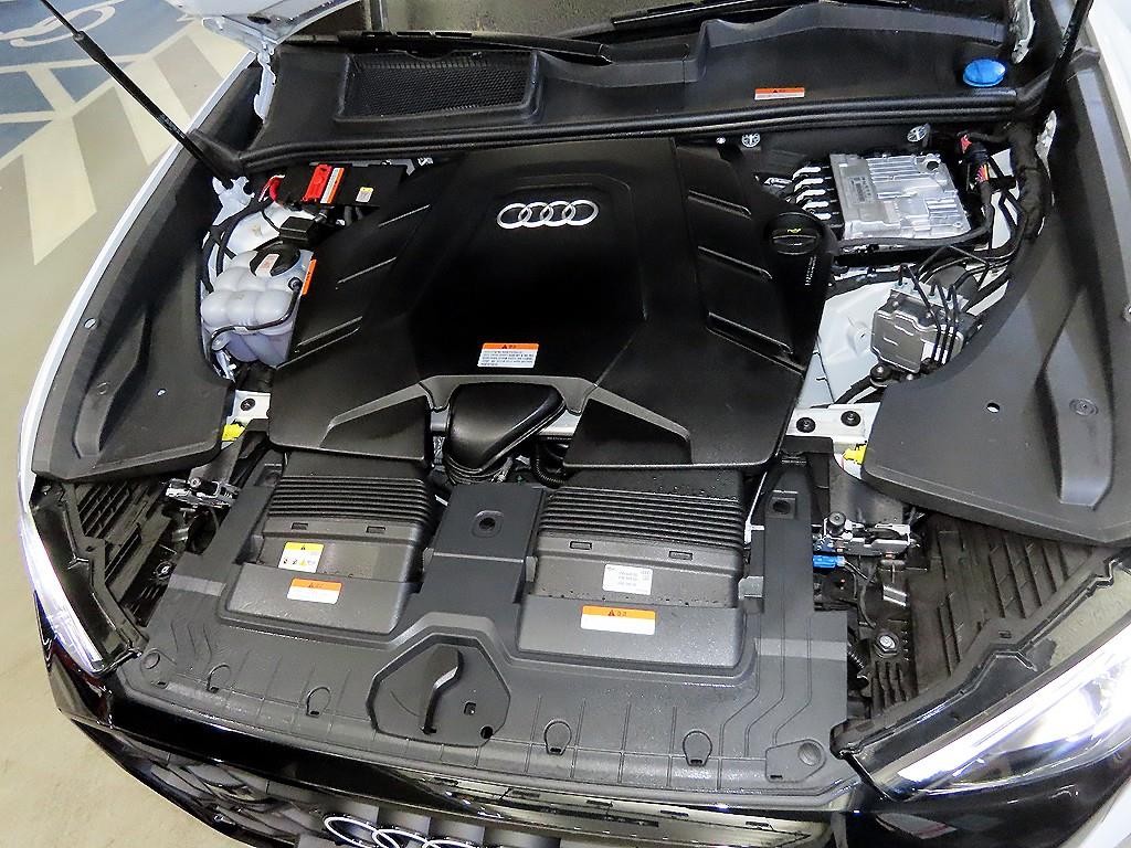 아우디 Q8 55 TFSI 콰트로 프리미엄 이미지 19