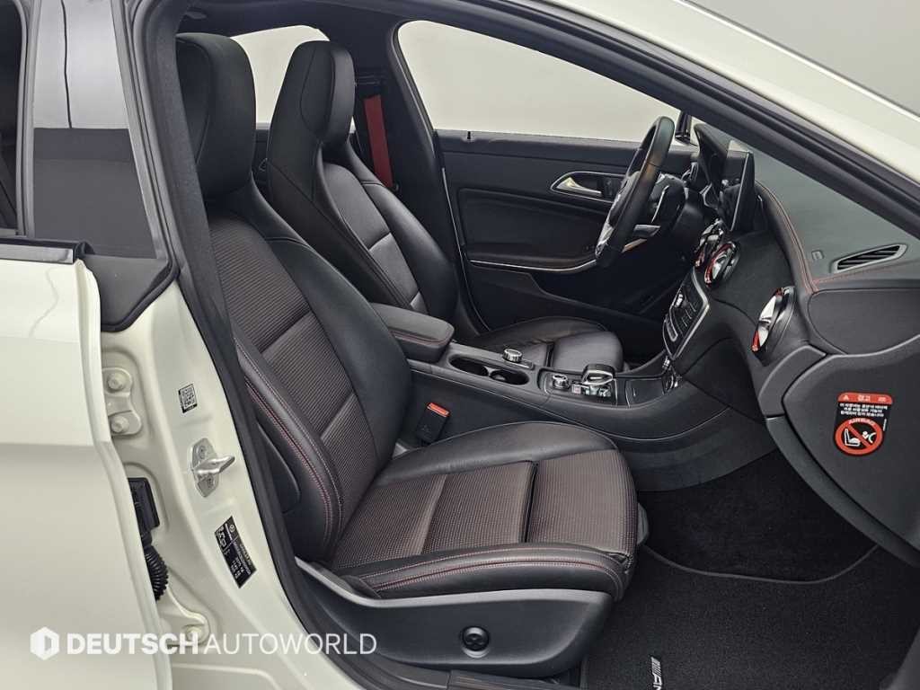 벤츠 CLA 클래스 CLA클래스 CLA 45 AMG 4MATIC 이미지 10