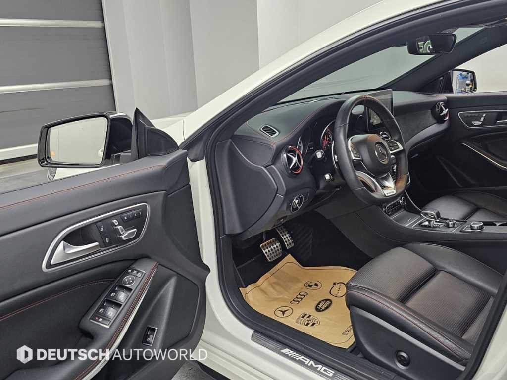벤츠 CLA 클래스 CLA클래스 CLA 45 AMG 4MATIC 이미지 11