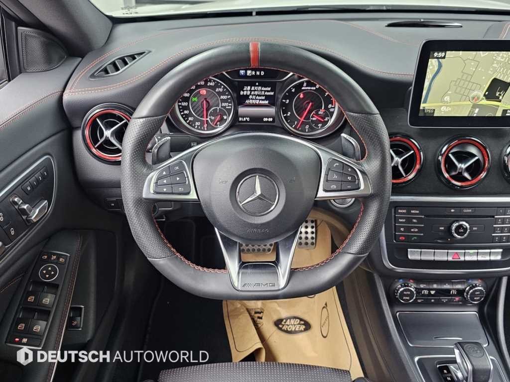 벤츠 CLA 클래스 CLA클래스 CLA 45 AMG 4MATIC 이미지 13