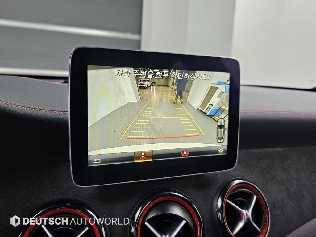 벤츠 CLA 클래스 CLA클래스 CLA 45 AMG 4MATIC 이미지 15