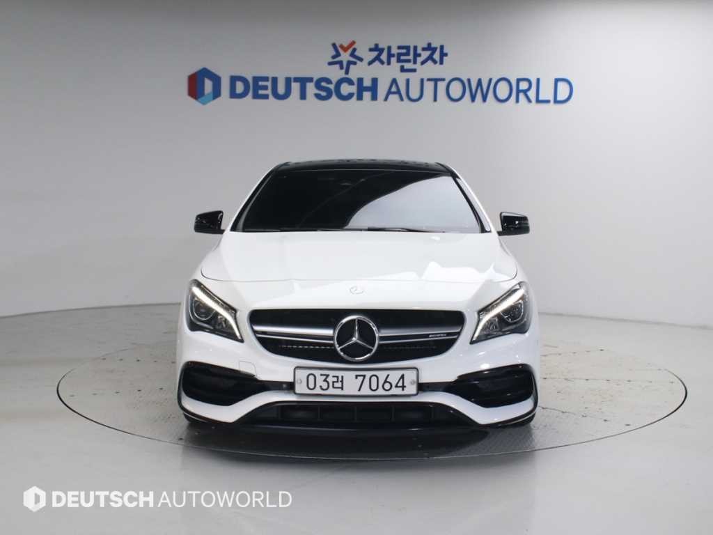 벤츠 CLA 클래스 CLA클래스 CLA 45 AMG 4MATIC 이미지 3