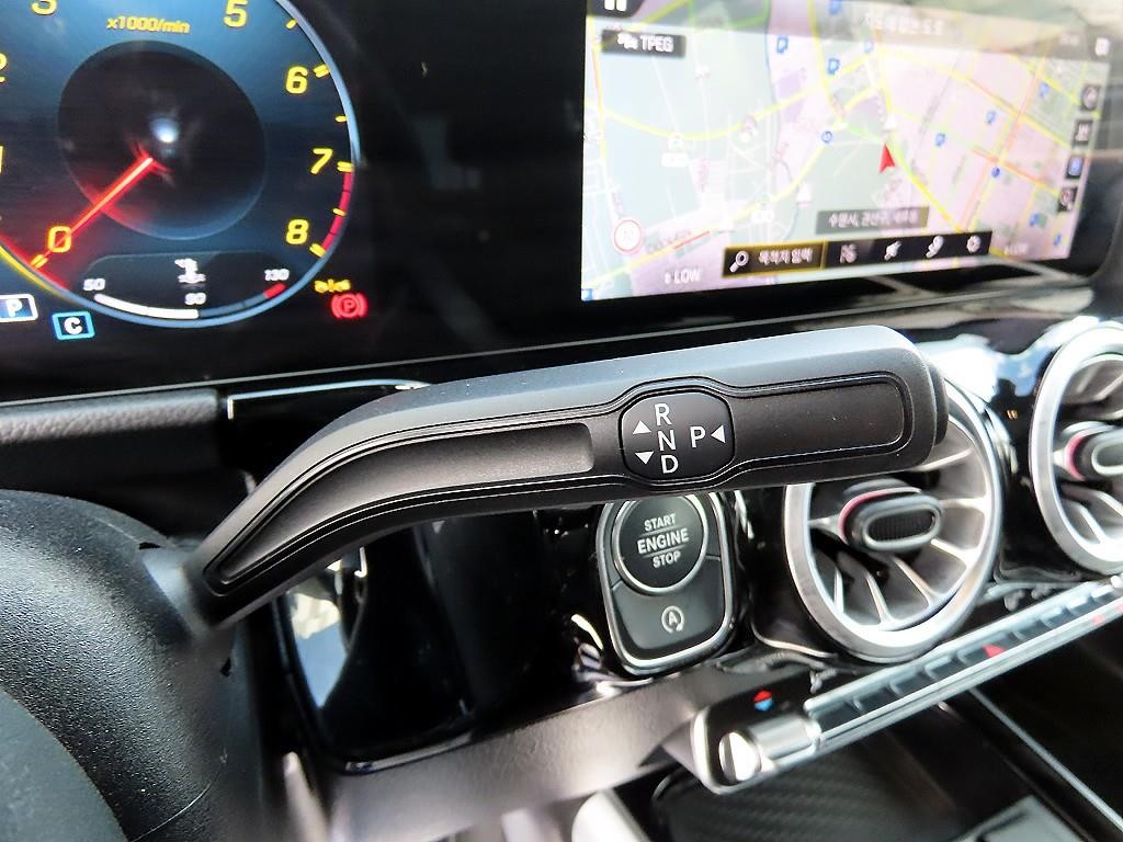 벤츠 GLA 클래스 GLA클래스 H247 GLA45 AMG 4MATIC + 이미지 10