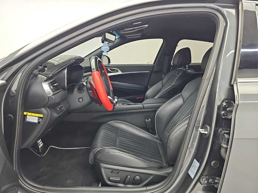 제네시스 G70 3.3T 스포츠 AWD 어드밴스드 이미지 11