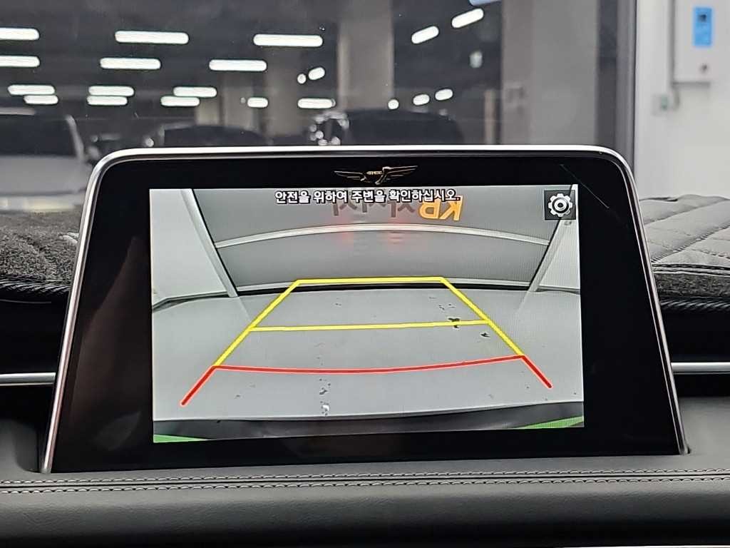 제네시스 G70 3.3T 스포츠 AWD 어드밴스드 이미지 16