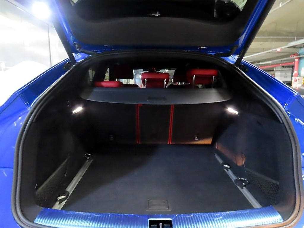 아우디 SQ5 SQ5 (FY) 3.0 TFSI 콰트로 스포트백 이미지 16