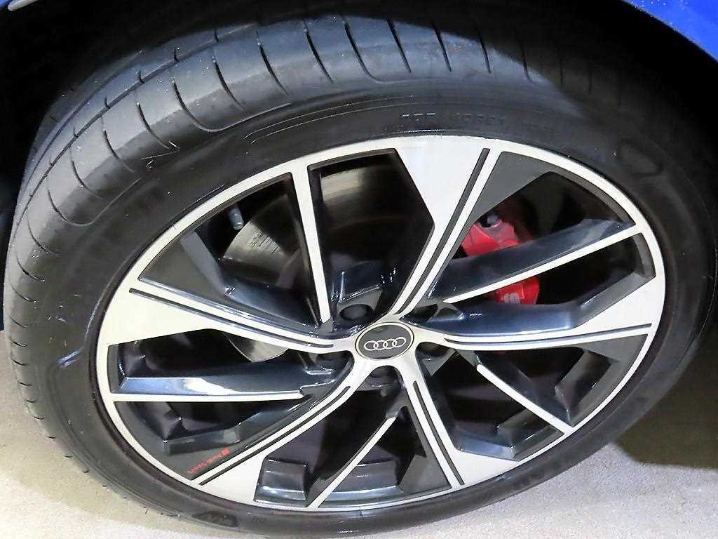 아우디 SQ5 SQ5 (FY) 3.0 TFSI 콰트로 스포트백 이미지 20