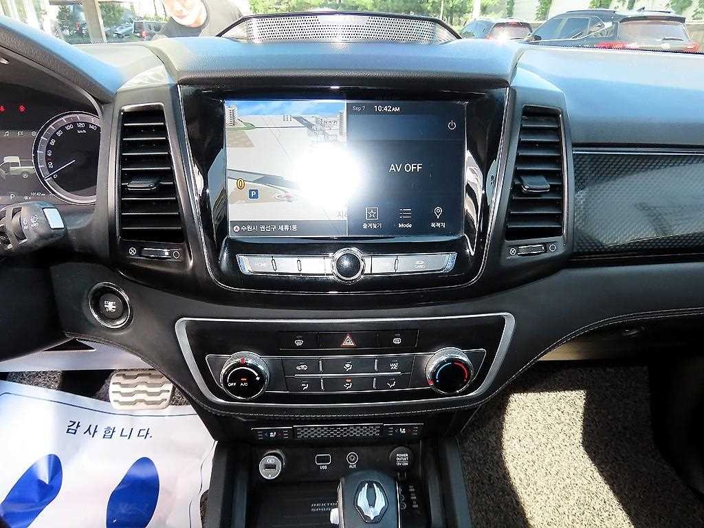 KG모빌리티(쌍용) 렉스턴 렉스턴 스포츠 칸 디젤 2.2 4WD 5링크 다이나믹 에디션 이미지 12