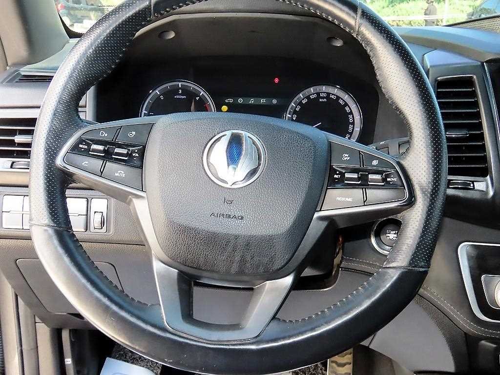 KG모빌리티(쌍용) 렉스턴 렉스턴 스포츠 칸 디젤 2.2 4WD 5링크 다이나믹 에디션 이미지 8