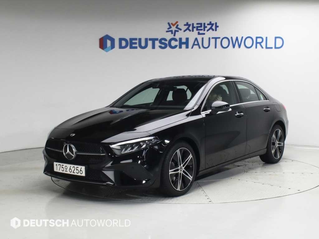 벤츠 A 클래스 A클래스 W177 A220 세단 이미지 1